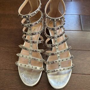 Valentino Garavani Rockstud Accents Leather Gladiator Sandal